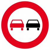 Überhol­verbot für Kraft­fahr­zeuge aller Art Aufkleber 30cm